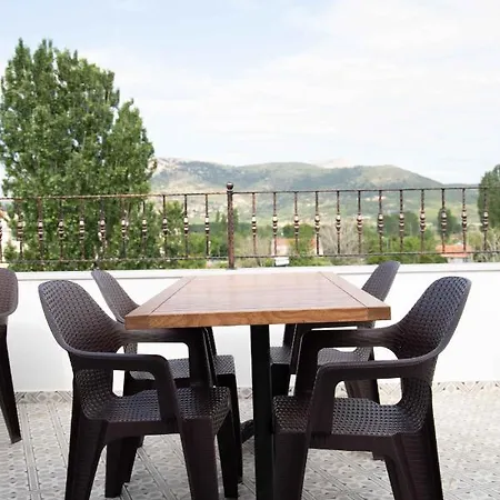 Elia Hotel *