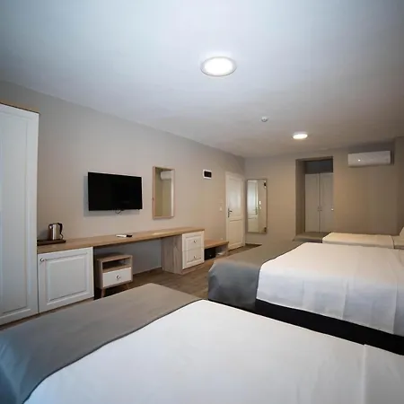 Elia Hotel