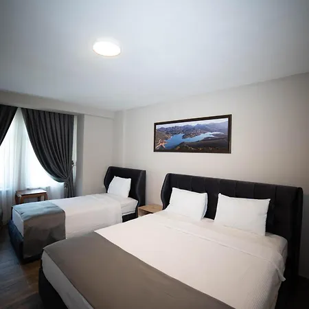 Elia Hotel