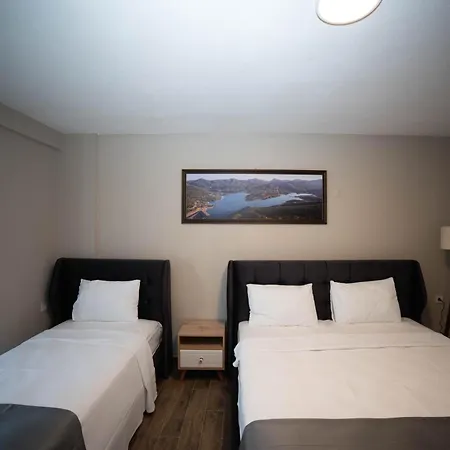 Elia Hotel